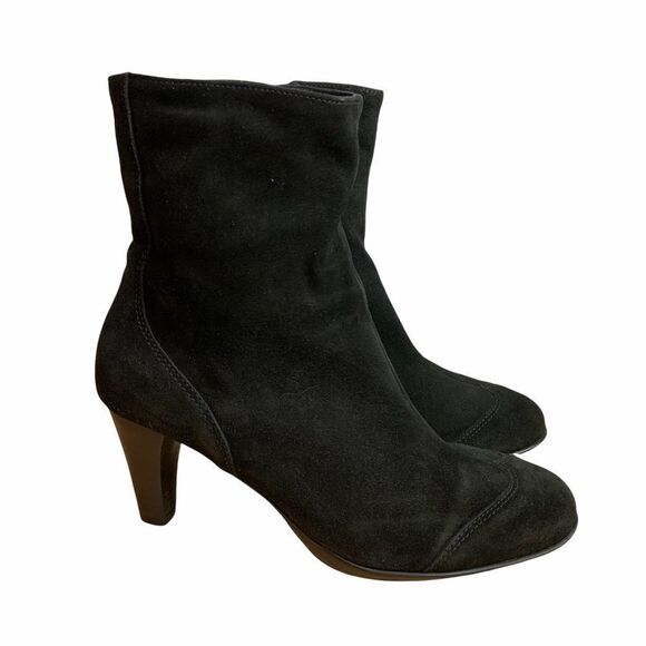 Like New  La Canadienne Suede Fleece Lined Heeled Ankle Boot Size 8M style 19471 - Picture 1 of 9